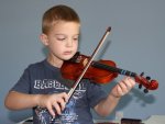 С книжки и скрипки – во взрослую жизнь